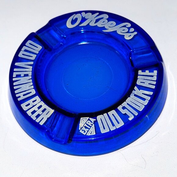 Vintage Ashtray O'Keefe's Beer Canada Cobalt Blue Glass Round Collectible - Picture 1 of 6